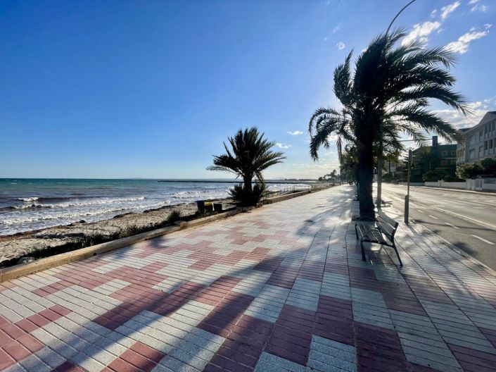 Image No.27-5 Bed Duplex for sale