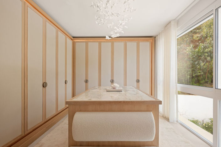 Image No.44-4 Bed Property for sale