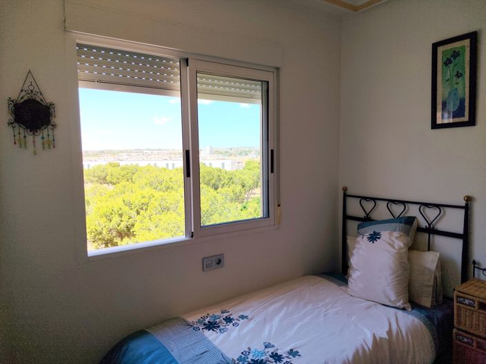 Image No.21-2 Bed Apartment for sale