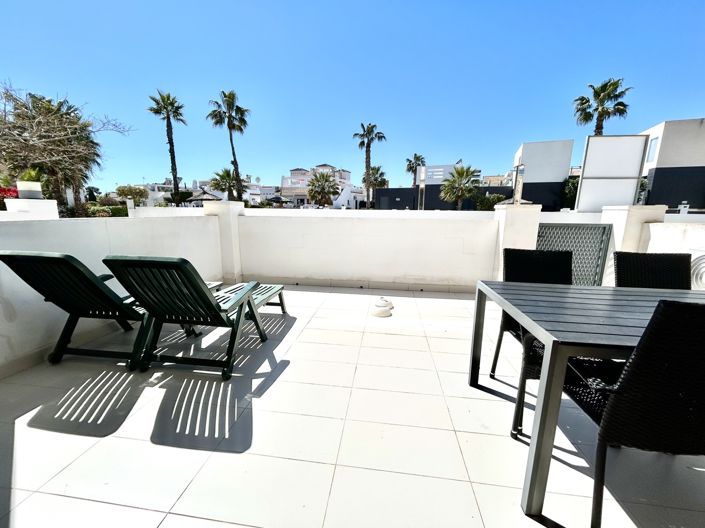 Image No.16-2 Bed Apartment for sale