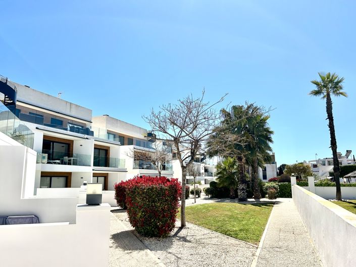 Image No.18-2 Bed Apartment for sale