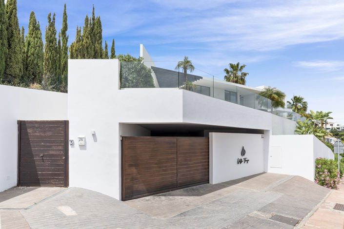 Image No.46-5 Bed House for sale