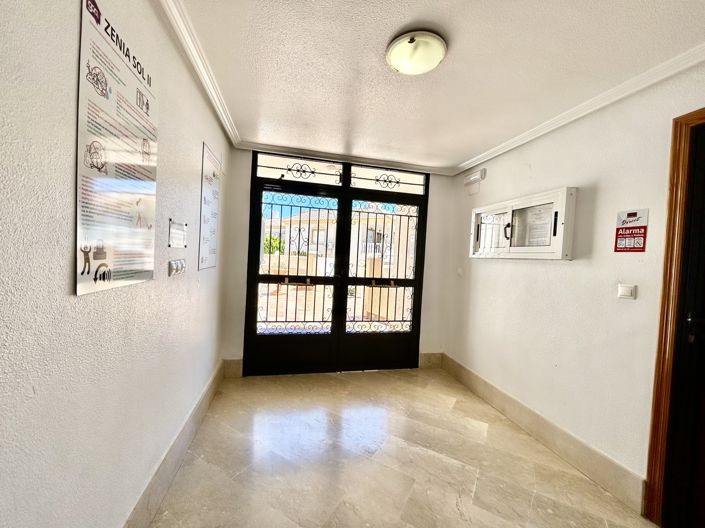 Image No.37-2 Bed Apartment for sale