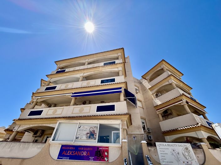 Image No.40-2 Bed Apartment for sale