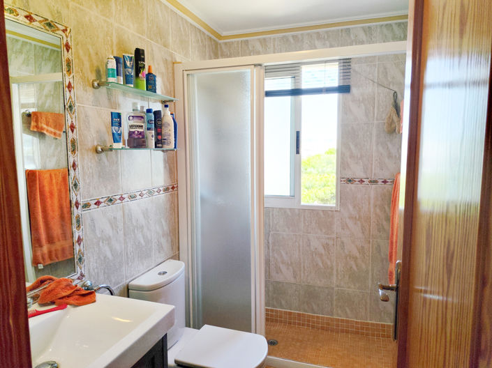 Image No.18-2 Bed Apartment for sale
