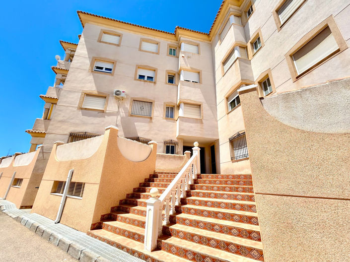 Image No.28-2 Bed Apartment for sale