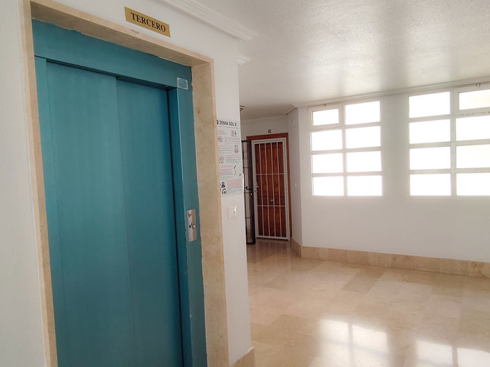 Image No.30-2 Bed Apartment for sale