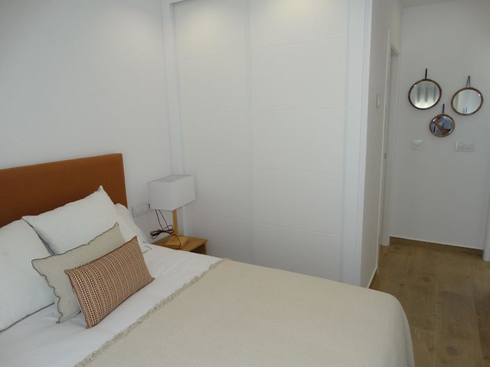 Image No.14-2 Bed Bungalow for sale