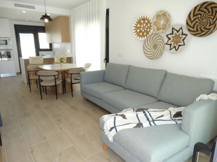 Image No.8-2 Bed Bungalow for sale