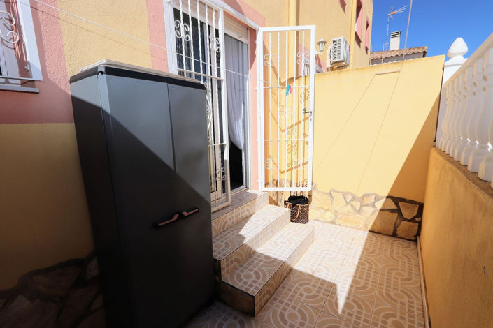 Image No.27-2 Bed House for sale