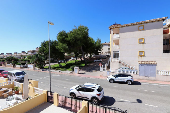 Image No.28-2 Bed House for sale