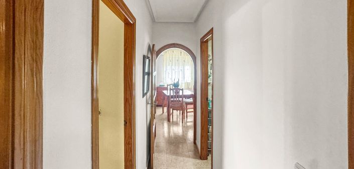Image No.20-3 Bed Townhouse for sale
