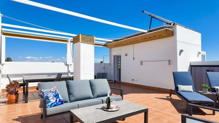 Image No.9-2 Bed Property for sale