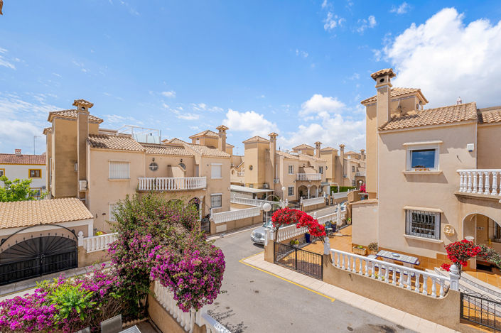 Image No.30-3 Bed Quad for sale