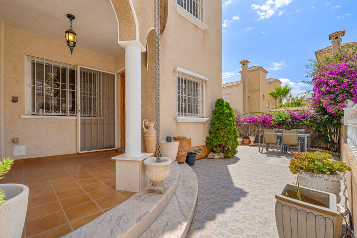 Image No.4-3 Bed Quad for sale
