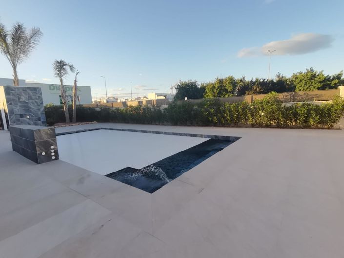Image No.49-5 Bed Villa for sale