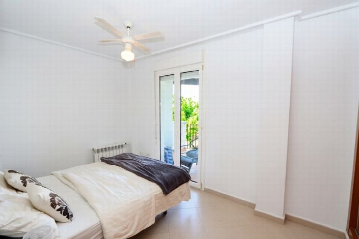 Image No.16-2 Bed Apartment for sale