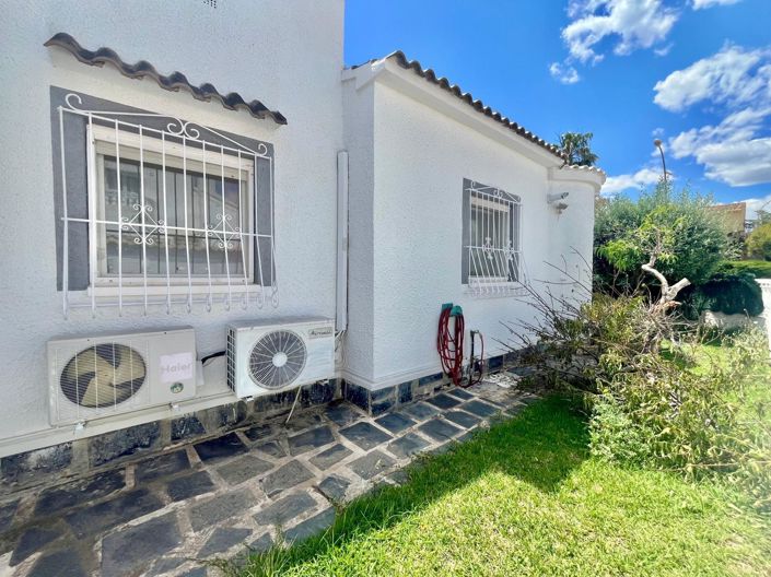 Image No.11-3 Bed Villa for sale