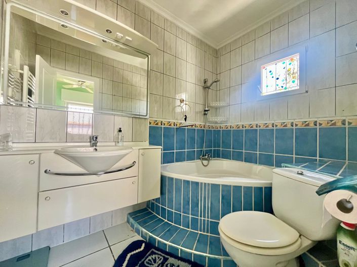 Image No.36-3 Bed Villa for sale
