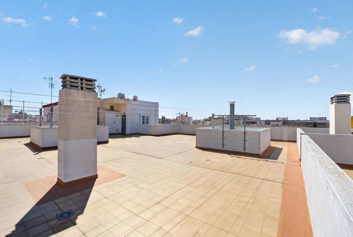 Image No.20-3 Bed Apartment for sale