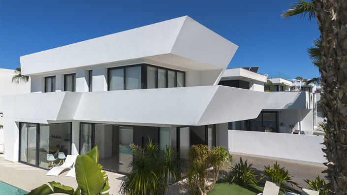 Image No.4-4 Bed Villa for sale