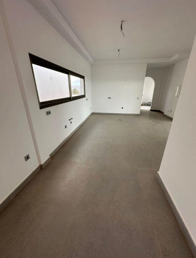 Image No.12-5 Bed House for sale