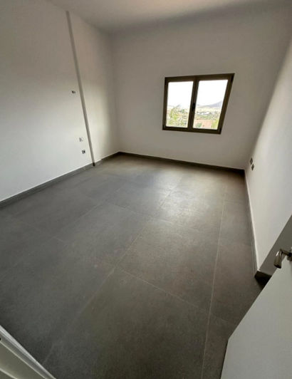 Image No.23-5 Bed House for sale