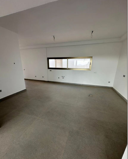 Image No.28-5 Bed House for sale