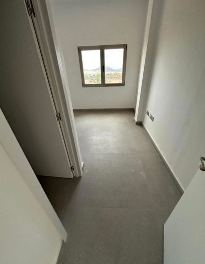 Image No.30-5 Bed House for sale