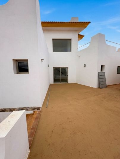 Image No.34-5 Bed Villa for sale