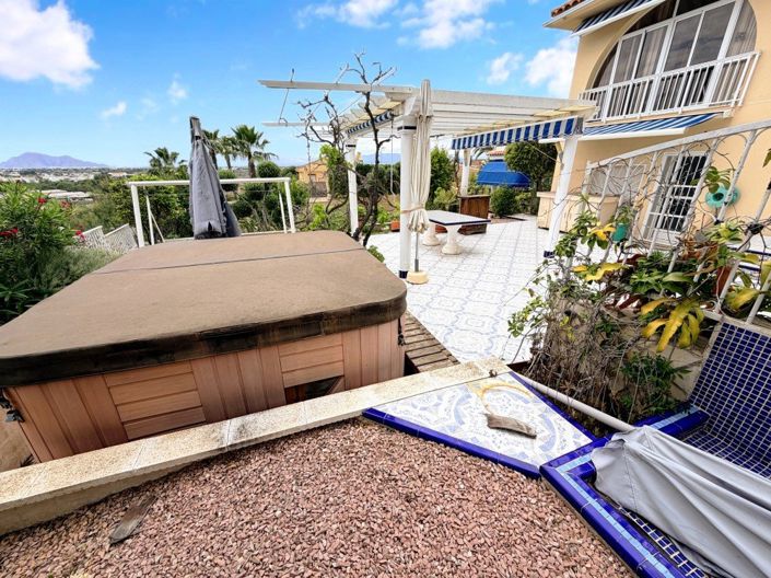 Image No.25-4 Bed Villa for sale