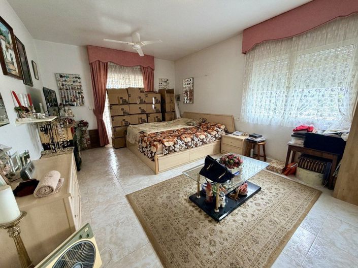 Image No.8-4 Bed Villa for sale