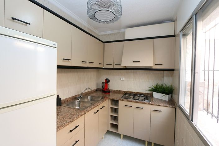 Image No.11-2 Bed Townhouse for sale