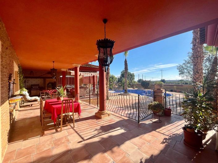 Image No.15-4 Bed Villa for sale