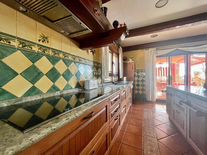 Image No.29-4 Bed Villa for sale