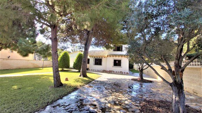 Image No.3-Villa de 4 chambres à vendre à Torrevieja