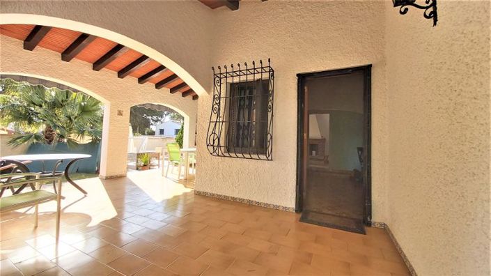 Image No.7-Villa de 4 chambres à vendre à Torrevieja