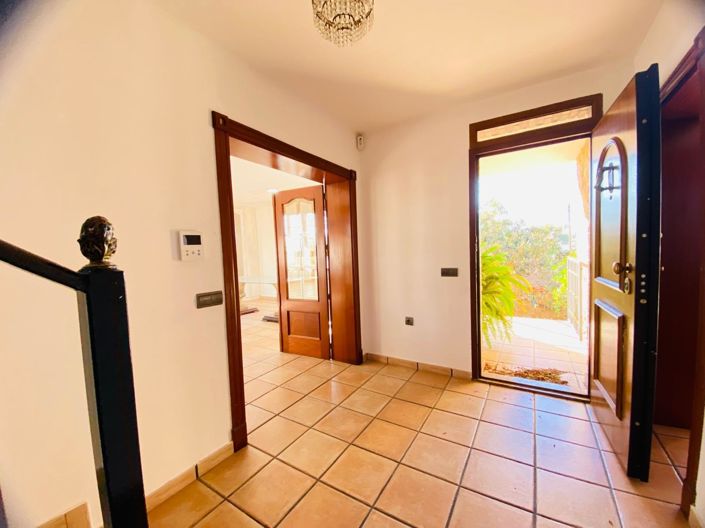 Image No.11-2 Bed Villa for sale