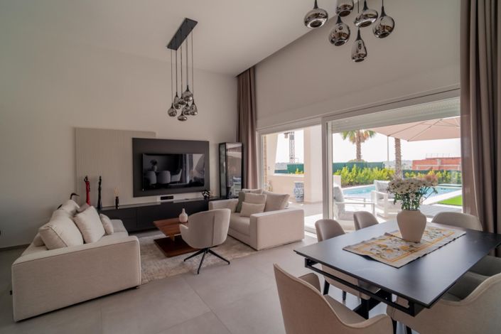 Image No.17-3 Bed Villa for sale