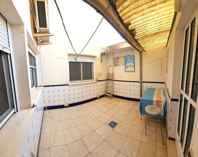 Image No.17-2 Bed Townhouse for sale