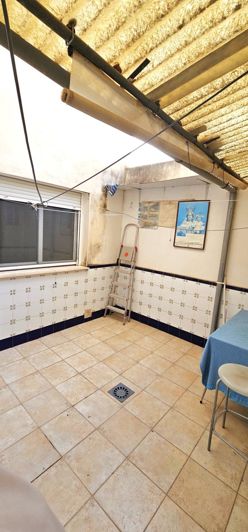 Image No.18-2 Bed Townhouse for sale