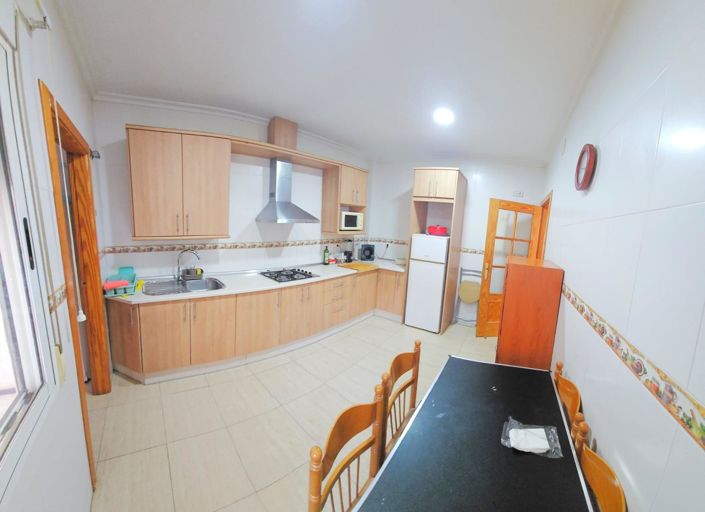 Image No.7-2 Bed Townhouse for sale