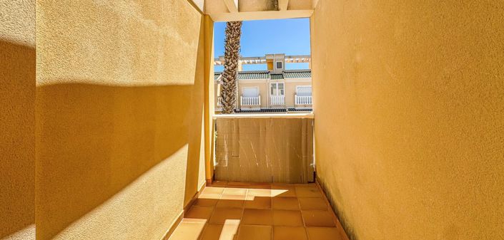 Image No.23-3 Bed Townhouse for sale