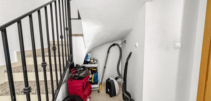 Image No.28-3 Bed Townhouse for sale