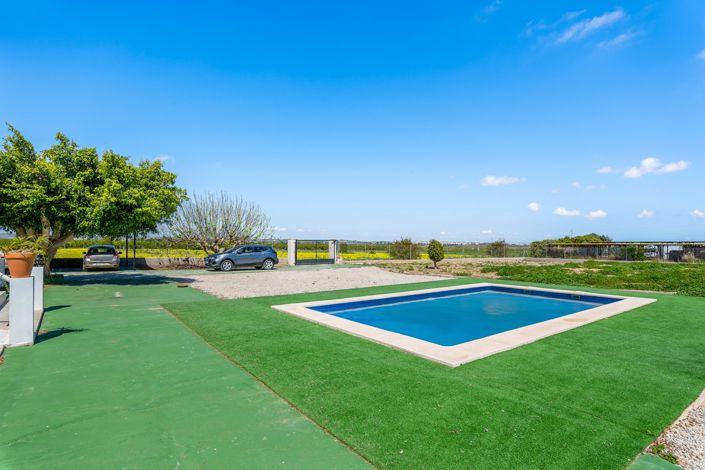Image No.3-6 Bed Villa for sale
