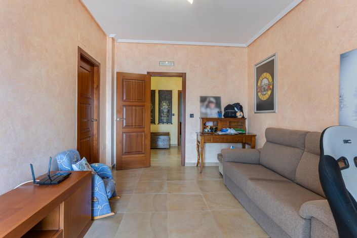 Image No.22-4 Bed Villa for sale
