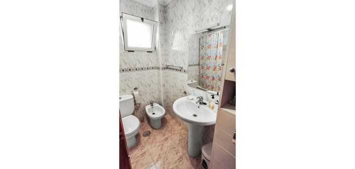 Image No.8-2 Bed Bungalow for sale