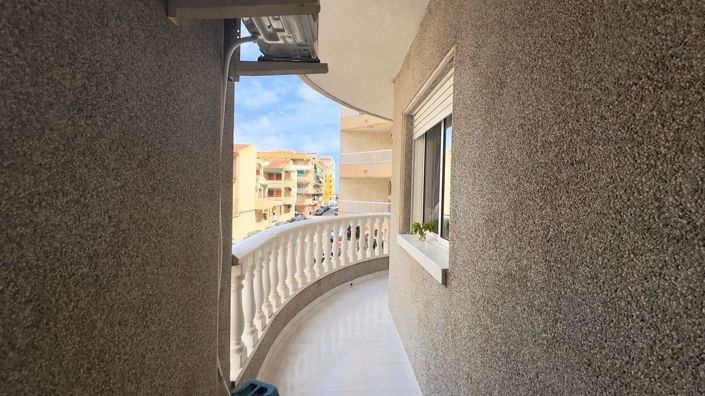 Image No.8-2 Bed Apartment for sale