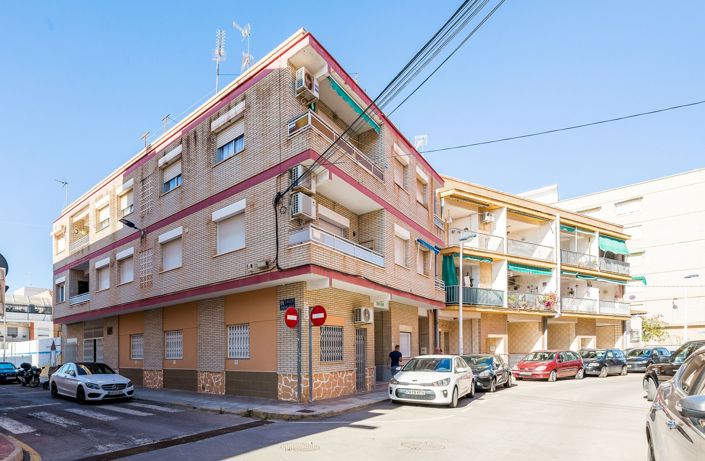 Image No.30-2 Bed Apartment for sale