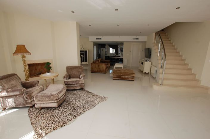 Image No.15-5 Bed Villa for sale